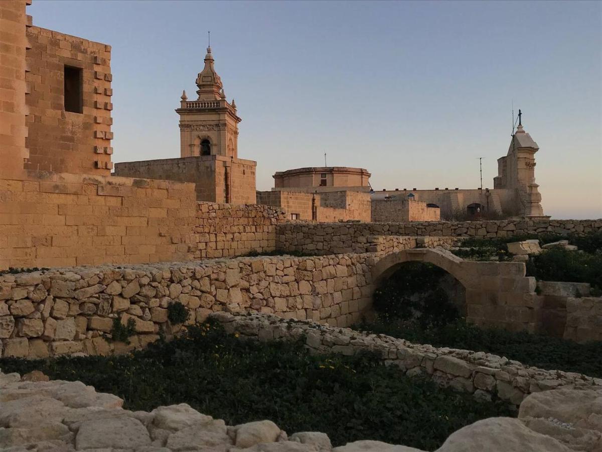Magic In The Heart Of Old Gozo Appartement Victoria Buitenkant foto