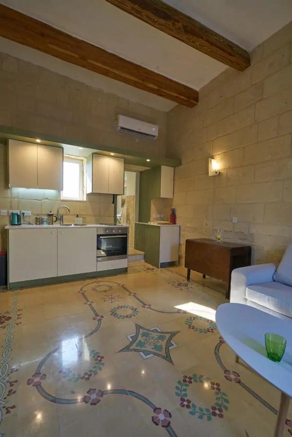 Magic In The Heart Of Old Gozo Appartement Victoria Buitenkant foto